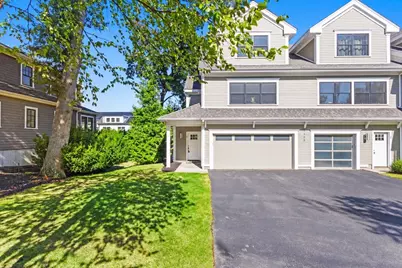 1525 Beacon St #3, Newton, MA 02468 - Photo 2