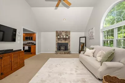 111 SW Main St, Douglas, MA 01516 - Photo 8
