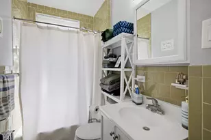 72 Eustis St, Cambridge, MA 02140 - Photo 16