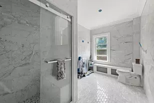532 Washington St, Whitman, MA 02382 - Photo 16