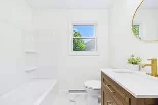 109 Easton St, New Bedford, MA 02746 - Photo 18