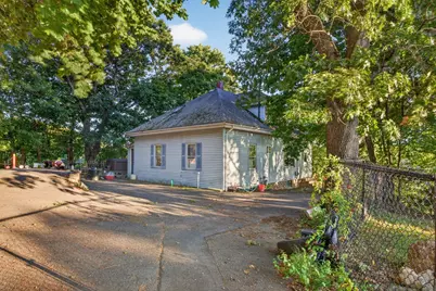 51 Bartholomew, Peabody, MA 01960 - Photo 18