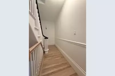 8 White Ave, Brookline, MA 02467 - Photo 12