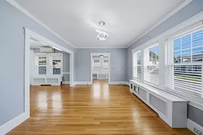 125 Upham St, Lowell, MA 01851 - Photo 6