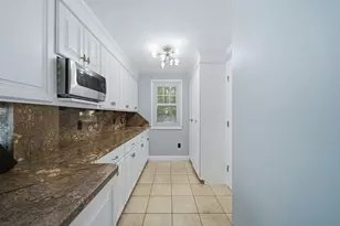 125 Upham St, Lowell, MA 01851 - Photo 16
