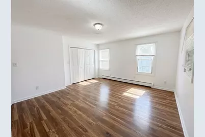 9-11 Richelieu St, Springfield, MA 01105 - Photo 12
