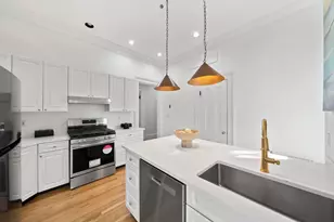 17 High St, Brookline, MA 02445 - Photo 4