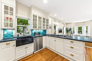 36 Oak St, Somerville, MA 02143 - Photo 6