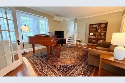 135 Greaton Rd., Boston, MA 02132 - Photo 10