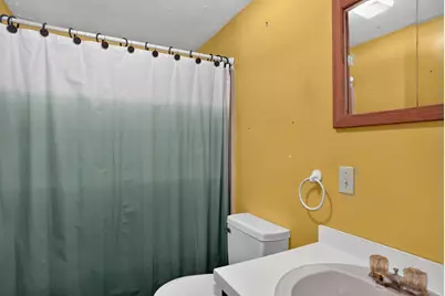 68 School St, Upton, MA 01568 - Photo 16