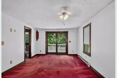 68 School St, Upton, MA 01568 - Photo 10