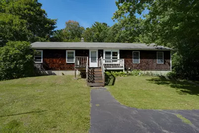 68 School St, Upton, MA 01568 - Photo 1
