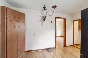 57 Llewellyn St, Lowell, MA 01850 - Photo 18