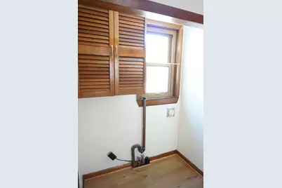 57 Llewellyn St, Lowell, MA 01850 - Photo 16