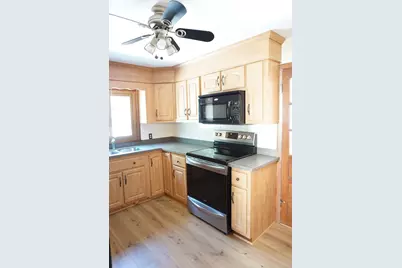 57 Llewellyn St, Lowell, MA 01850 - Photo 18