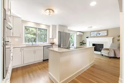54 Checkerberry Ln, Framingham, MA 01702 - Photo 2
