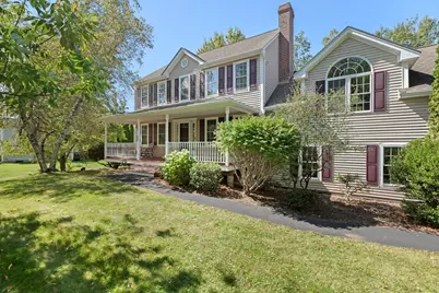 3 Brunelle Dr, Rutland, MA 01543 - Photo 2