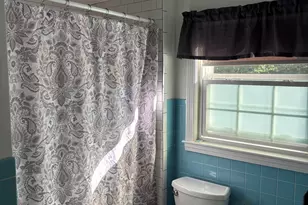 152 Mendon St, Blackstone, MA 01504 - Photo 6