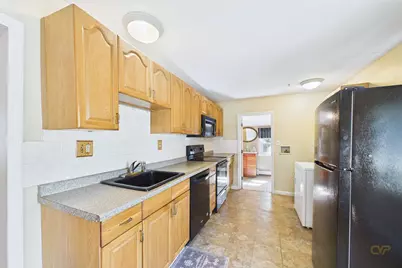 7 Bayview Ave, Fairhaven, MA 02719 - Photo 18