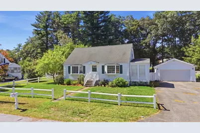 35 Marie St, Tewksbury, MA 01876 - Photo 2