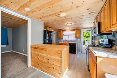 333 Nottingham St, Springfield, MA 01104 - Photo 6
