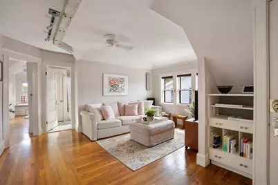 10-12 Notre Dame Avenue #3, Cambridge, MA 02140 - Photo 2