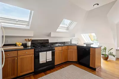 10-12 Notre Dame Avenue #3, Cambridge, MA 02140 - Photo 6