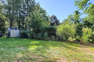 82 Smith St, Greenfield, MA 01301 - Photo 38