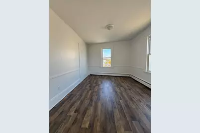 49 County St #1F, New Bedford, MA 02744 - Photo 2