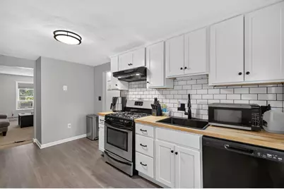17 Pearl St, Middleborough, MA 02346 - Photo 34