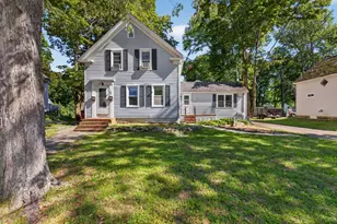 17 Pearl St, Middleborough, MA 02346 - Photo 2