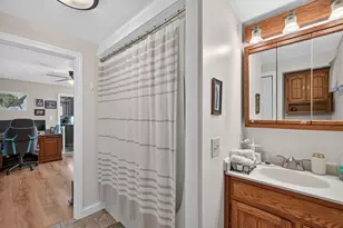 17 Pearl St, Middleborough, MA 02346 - Photo 30