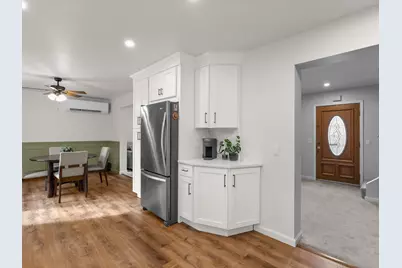 6 Buttonwood Ln, Acushnet, MA 02743 - Photo 8