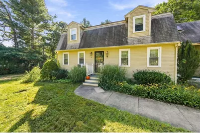 22 Southwind Way, Dartmouth, MA 02747 - Photo 2