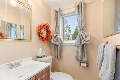 78 Rosewood Drive, Waltham, MA 02452 - Photo 4