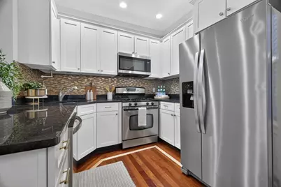 472 E 3rd St #2, Boston, MA 02127 - Photo 8
