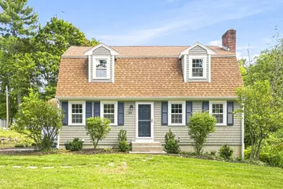 212 Pleasant, Millis, MA 02054 - Photo 2