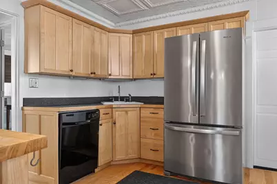 35 Floral Avenue, Malden, MA 02148 - Photo 8