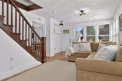 35 Floral Avenue, Malden, MA 02148 - Photo 4