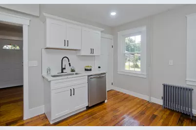 7 Lawndale Street, Easthampton, MA 01027 - Photo 16