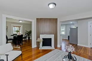 7 Lawndale St, Easthampton, MA 01027 - Photo 12