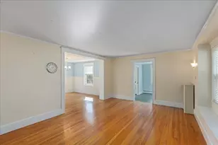 2 Houston Ave, Methuen, MA 01844 - Photo 16