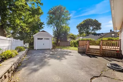 2 Houston Avenue, Methuen, MA 01844 - Photo 32