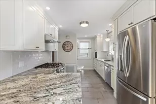 2 Houston Ave, Methuen, MA 01844 - Photo 8