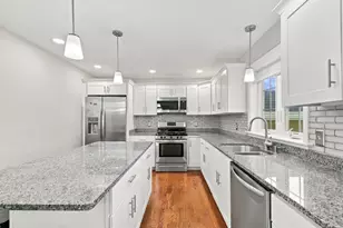774 Hicks St, Fall River, MA 02724 - Photo 12