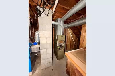 158 Vermont Ave, Somerset, MA 02726 - Photo 30