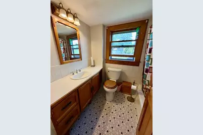 158 Vermont Ave, Somerset, MA 02726 - Photo 12