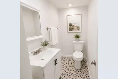 22-24 Central Ave #24A, Needham, MA 02492 - Photo 8