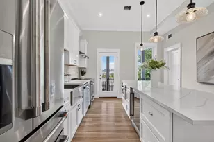 19 Thomas Pk, Boston, MA 02127 - Photo 12