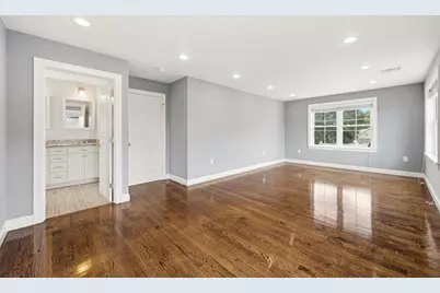 305 Lynn St, Malden, MA 02148 - Photo 10